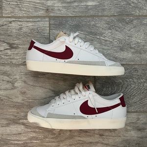 Nike Blazer low ‘77 Vintage ‘team red’ US mens size 9.5